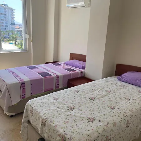 Apartamento Helios Residence *